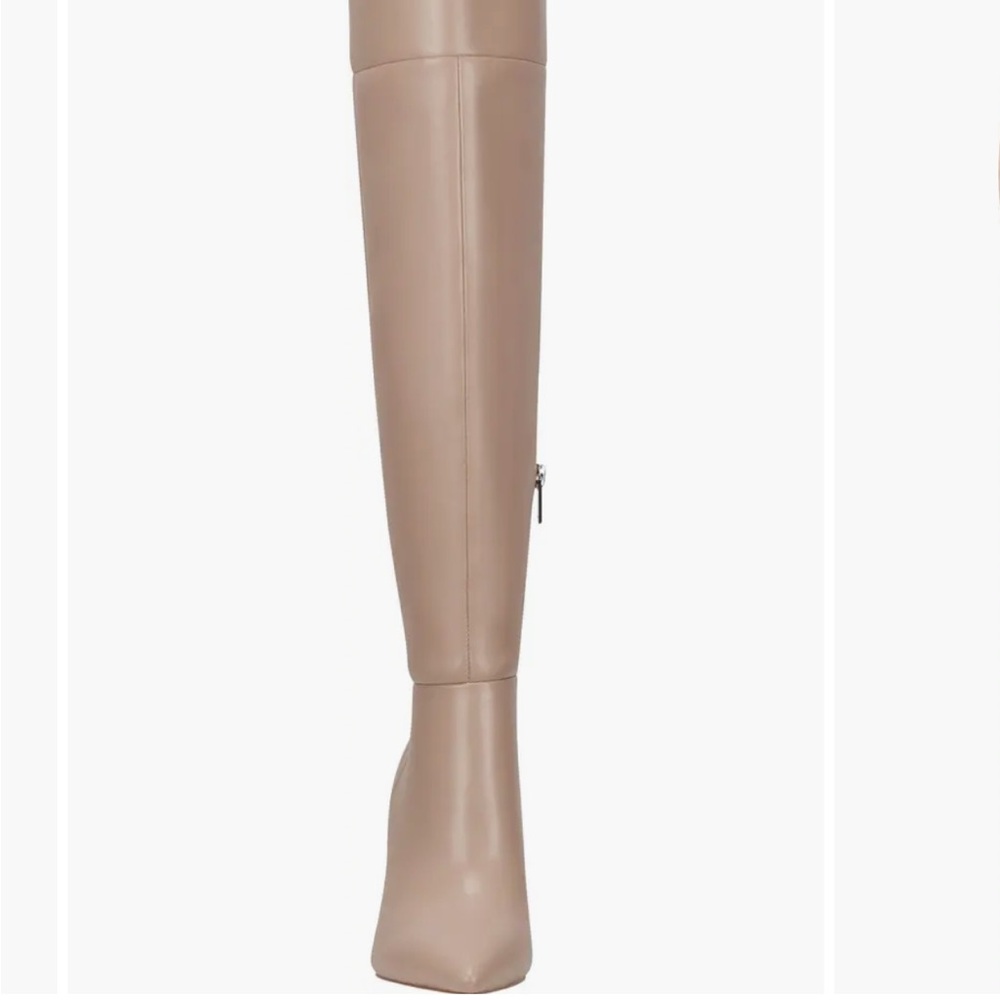 NWB Marc Fisher Genessa 2 Pointed Toe Over the Knee Boot